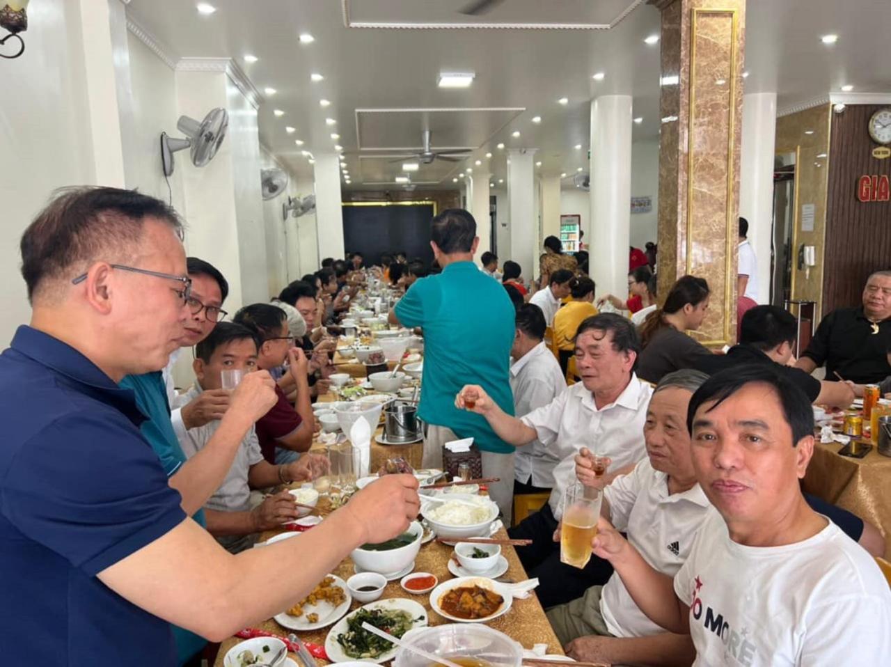 Brother Friendly - Gia Cat Long Hotel Dong Khe Sau Exterior photo