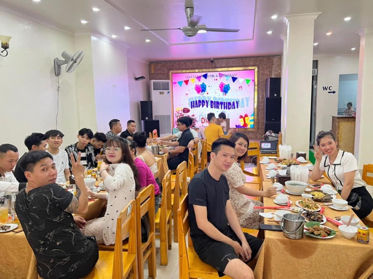Brother Friendly - Gia Cat Long Hotel Dong Khe Sau Exterior photo